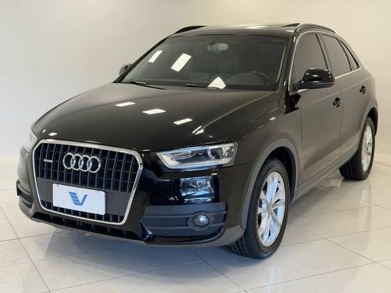 AUDI Q3 2.0 TFSI AMBIENTE QUATTRO 4P GASOLINA S TRONIC